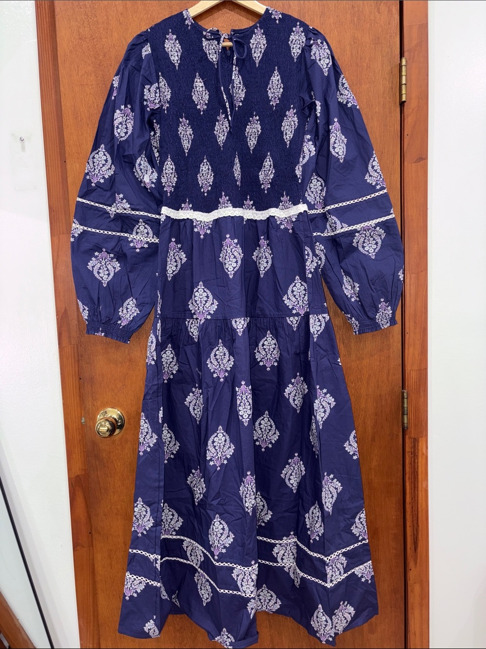 Sonmer Women’s Navy Blue Printed Long Sleeve Midi Dress